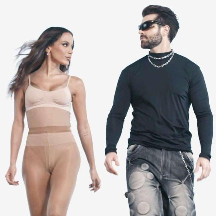 Alok Ft. Anitta - Looking For Love Mp3 Download